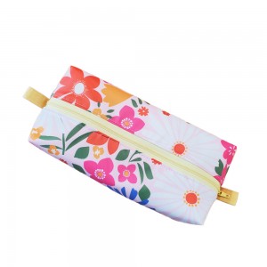 KIT ASTUCCIO COCCOLINO AQUA PROTECT FIORI AQUARELLATI + AQUA PROTECT ROSA KIT ASTUCCIO COCCOLINO AQUA PROTECT FIORI AQUARELLATI + AQUA PROTECT ROSA