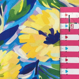 PEONIE ACQUARELLATE GIALLE BASE TURCHESE VERDONE E BLU drill mezzo panama