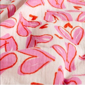 MUSSOLA CUORI BUBBLEGUM E ROSSI BASE LATTE